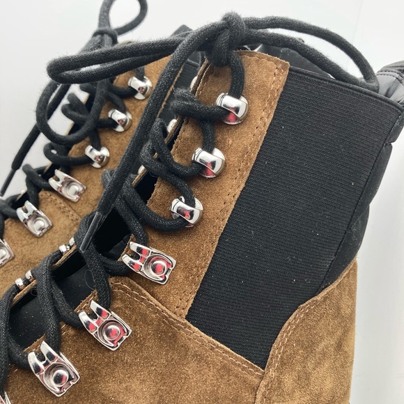 Marc Fisher Plune LTD Lug Bootie W8.5- New in Box! - Picture 4 of 9